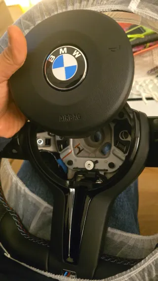 Volante bmw m sport total black