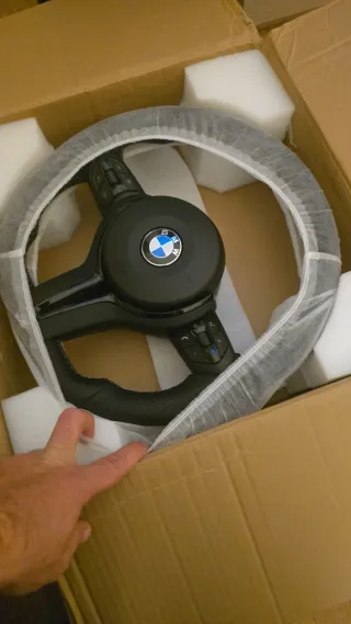 Volante bmw m sport total black