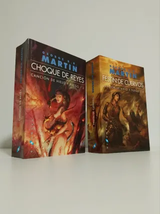 LOTE 2 LIBROS JUEGO DE TRONOS. EDICION OMNIBÚS.