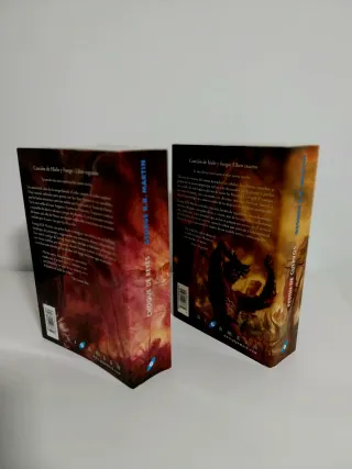 LOTE 2 LIBROS JUEGO DE TRONOS. EDICION OMNIBÚS.
