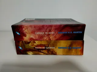 LOTE 2 LIBROS JUEGO DE TRONOS. EDICION OMNIBÚS.