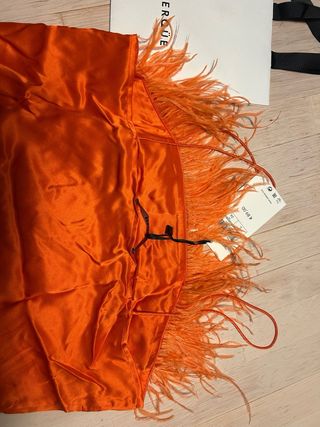 Top seda con plumas nuevo con etiquetas UTERQÜE