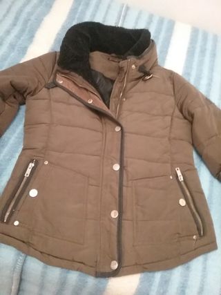 chaqueta anorak y jersei talla xs/s stradivarius