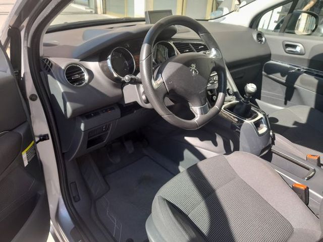 Peugeot 5008 Allure 1.6 BlueHDi 88KW (120CV)