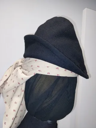 Montera de lana para indumentaria tradicional