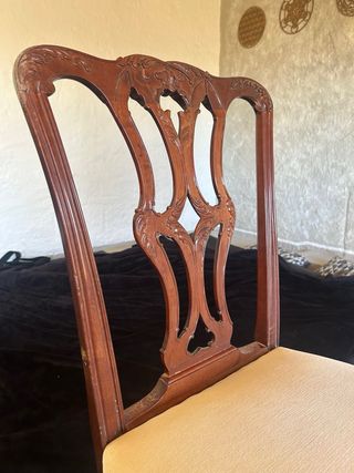 Mesa redonda madera tallada + 10 sillas