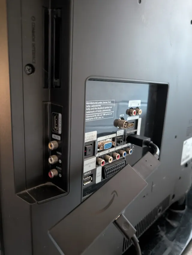 TV Samsung 32"+FireTV 4K