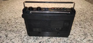 Radio cassette Sanyo M2438L