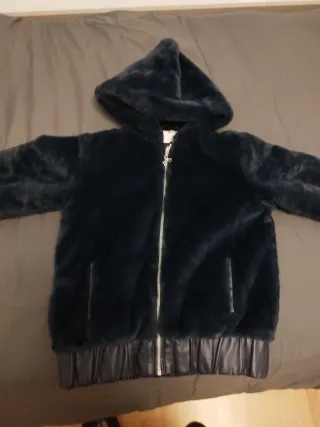 Abrigo cazadora Boboli azul en perfectas condicion