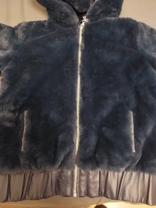 Abrigo cazadora Boboli azul en perfectas condicion