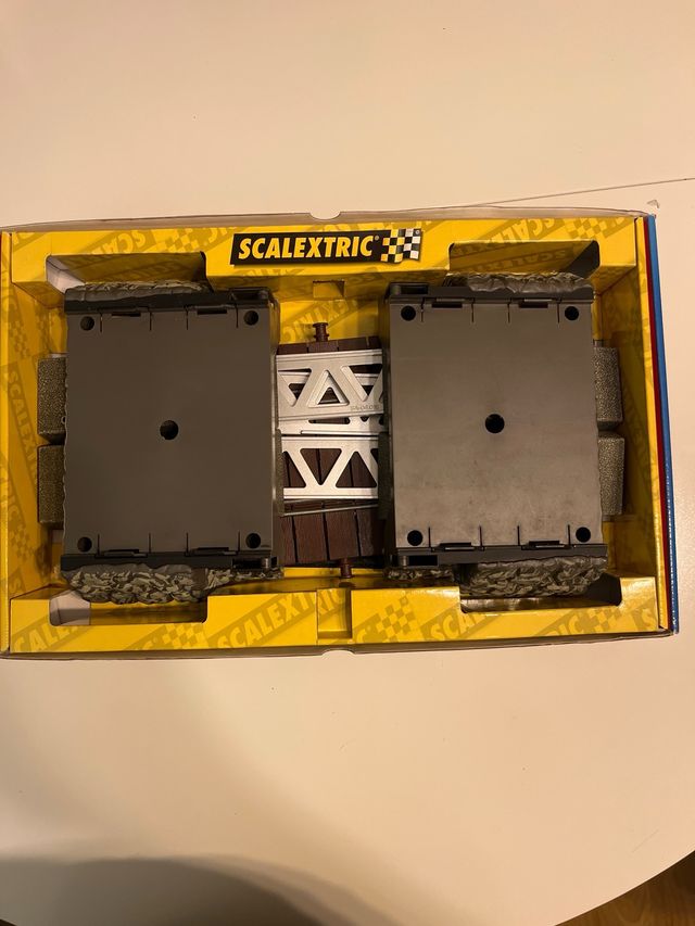 Scalextric mudou de curva/ponte/Baden