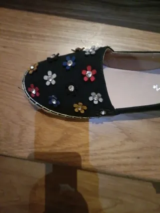 Alpargatas con florecitas