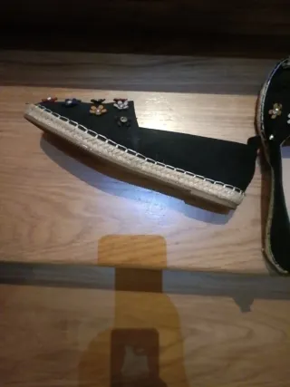 Alpargatas con florecitas