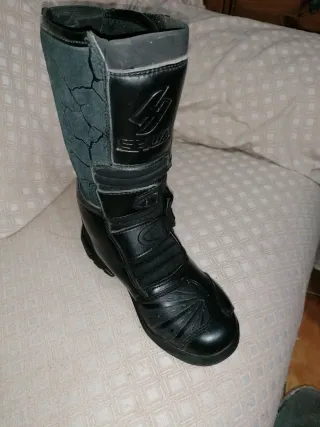 Botas enduro o carretera trail