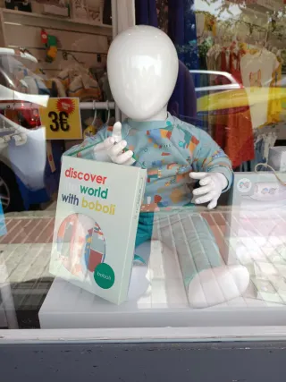 Maniquí bebé blanco lacado 44 cm