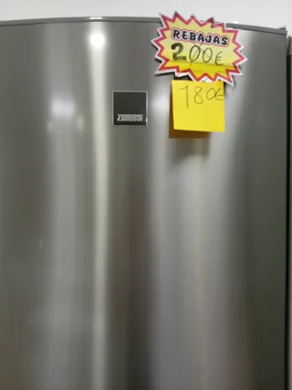 Nevera zanussi 1,85×60 color gris
