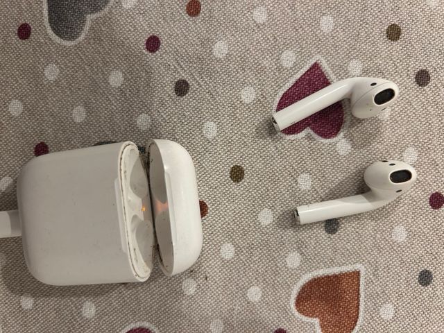 Cuffiette AirPods originali apple