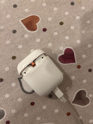 Cuffiette AirPods originali apple