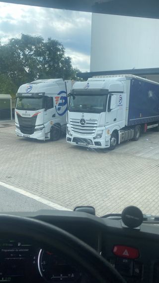 Conductor de tráiler disponible – Local o regional