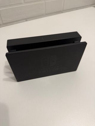 Nintendo Switch completa di accessori