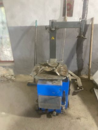 desmontadora y equilibradora de ruedas