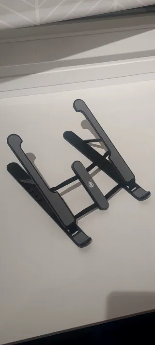 Soporte plegable para portátil o tabket