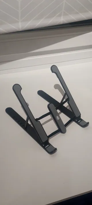 Soporte plegable para portátil o tabket