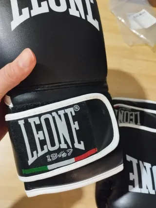 Guantes de boxeo Leone