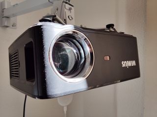 Proyector WiMiUS + Soporte de pared ajustable