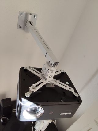 Proyector WiMiUS + Soporte de pared ajustable