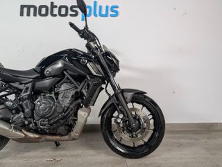 YAMAHA MT 07 2023