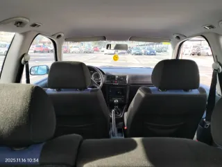 Volkswagen Golf 2002