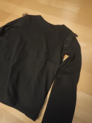 Camiseta Minnie Mouse Negra y Dorada