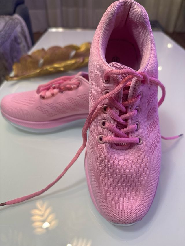 Zapatillas deportivas rosa - Un solo uso