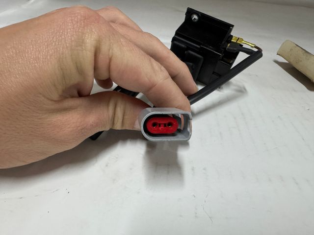 MANDO ELEVALUNAS FORD SIERRA 87 REF: 6466485