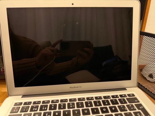 MacBook Air 13" 2017 | 8GB RAM | Plateado | A1466