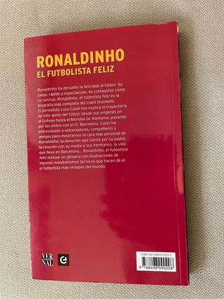 RONALDINHO, EL FUTBOLISTA FELIZ (Libro)