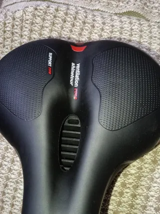 sillin para bicicleta esta nuevo sin usar