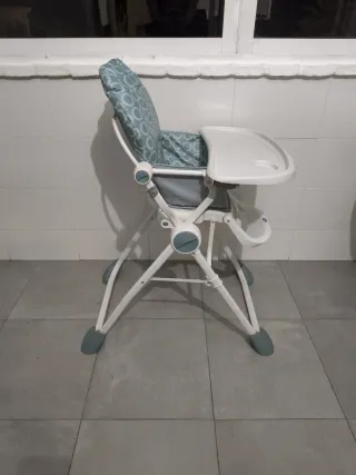 Trona de bebé plegable