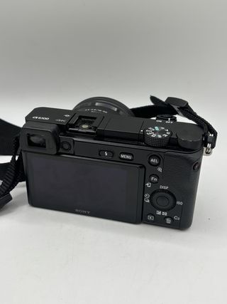 CAMARA EVIL SONY &6100 + OBJETIVO 16-50MM CAJA Y CARGADOR