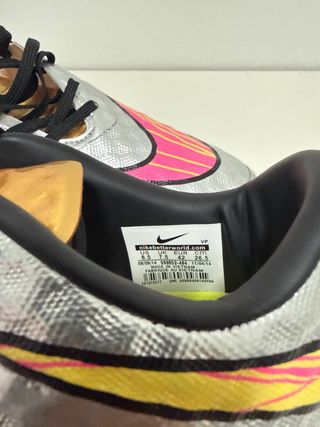 Nike Hypervenom Phelon Neymar