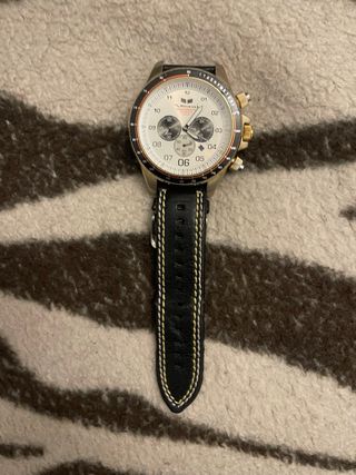 Reloj VEO Negro y Dorado