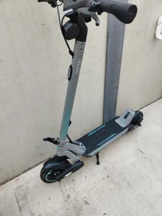 Patinete eléctrico Cecotec y 45