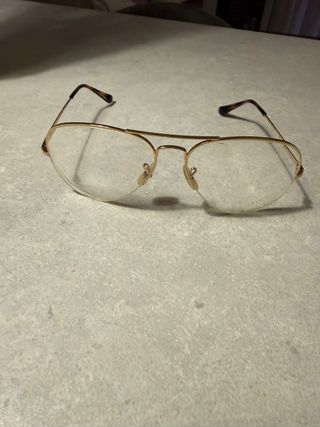 Gafas Ray-Ban – Montura de Vista Dorada