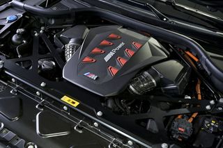 BMW XM 550 kW 748 CV Label Red