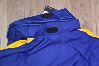 Chaqueta impermeable FC Barcelona. Nueva. Talla XL