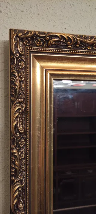 Espejo decorativo dorado