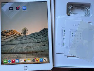 Apple IPad Air 64GB Gold