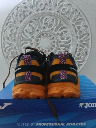 Zapatillas Joma Trail Running Negro/Naranja/Morado