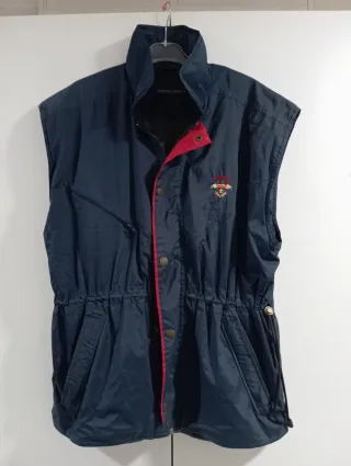 Chaleco de hombre con varios bolsillos